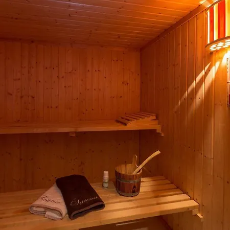 Schwabenbauernhof-tradition Und Moderne Erleben 鲁波尔丁